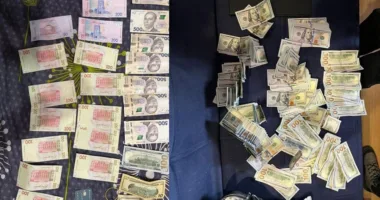 У Львові затримали чоловіка за продаж канабісу на Сихові