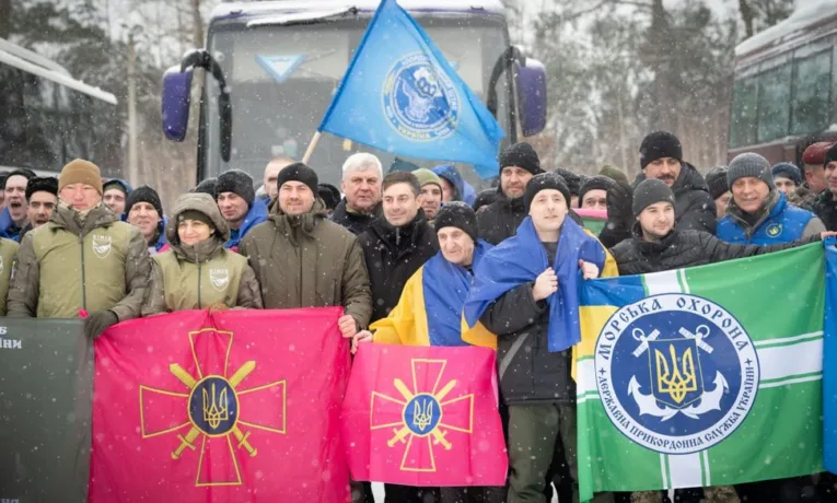 З російського полону повернулися шестеро військових зі Львівщини