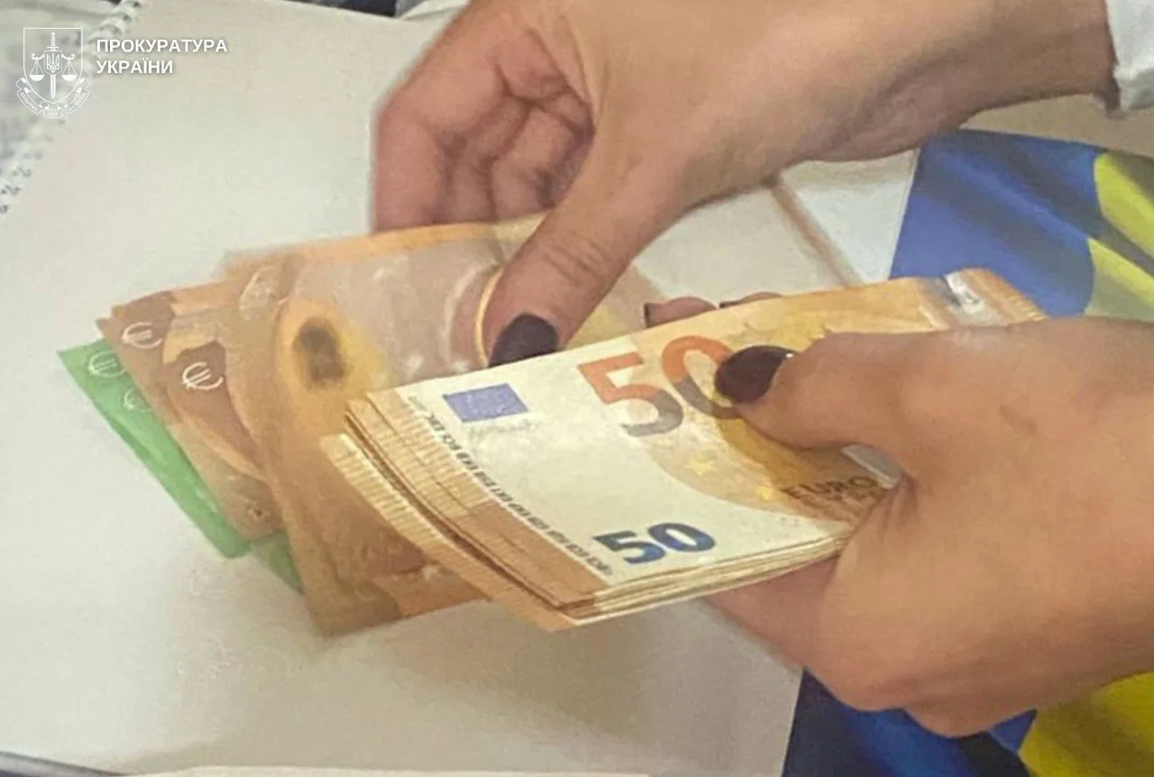 Апеляційний суд підтвердив вирок колишній лікарці-алергологу зі Львівщини за хабар у $3 000