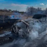 На Львівщині через підпал сухостою згоріла автівка