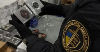 Львівські митники виявили контрабандну техніку на 1,7 млн грн у мікроавтобусі з Тернополя