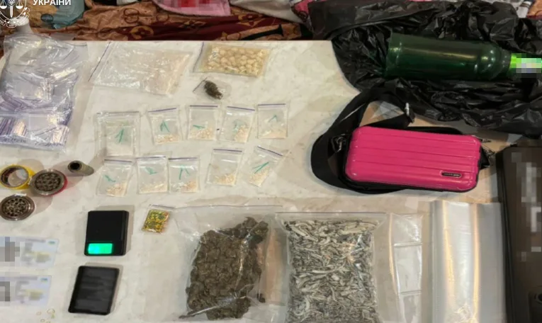 У Львові викрили наркодилерів, які через “закладки” заробляли до 100 тис. грн щомісяця