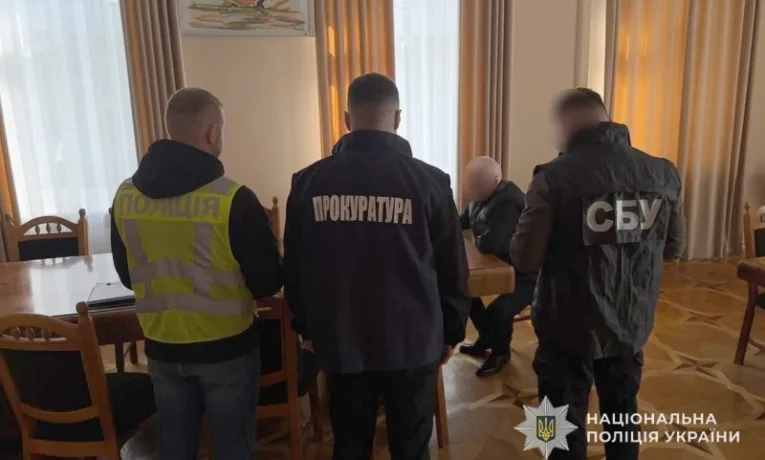 На Львівщині викрили керівника держпідприємства через незаконні виплати на понад 1,1 млн грн