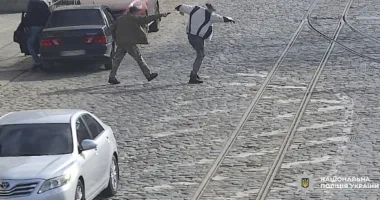 У Львові військовослужбовець поранив перехожого з травматичної зброї