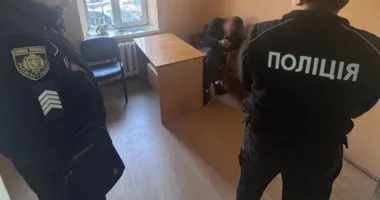 У Львові затримали двох чоловіків, підозрюваних у крадіжці з квартири на майже пів мільйона гривень