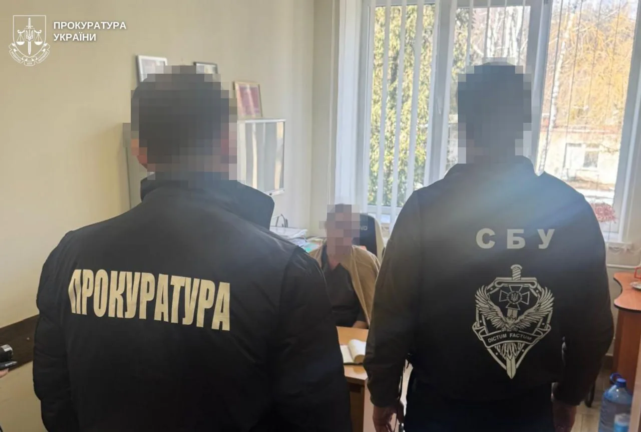 На Львівщині викрили медпрацівників, які вимагали 3 000 доларів за III групу інвалідності