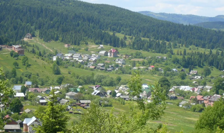 Директора КП на Львівщині відсторонили через підозру в незаконному заборі води у Східниці