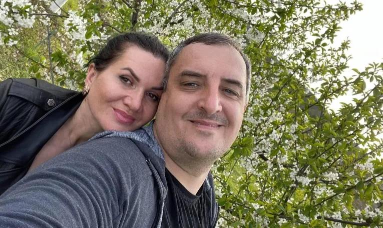 Дружина депутата Львівської облради Ганущина придбала Mercedes за понад 3 млн грн