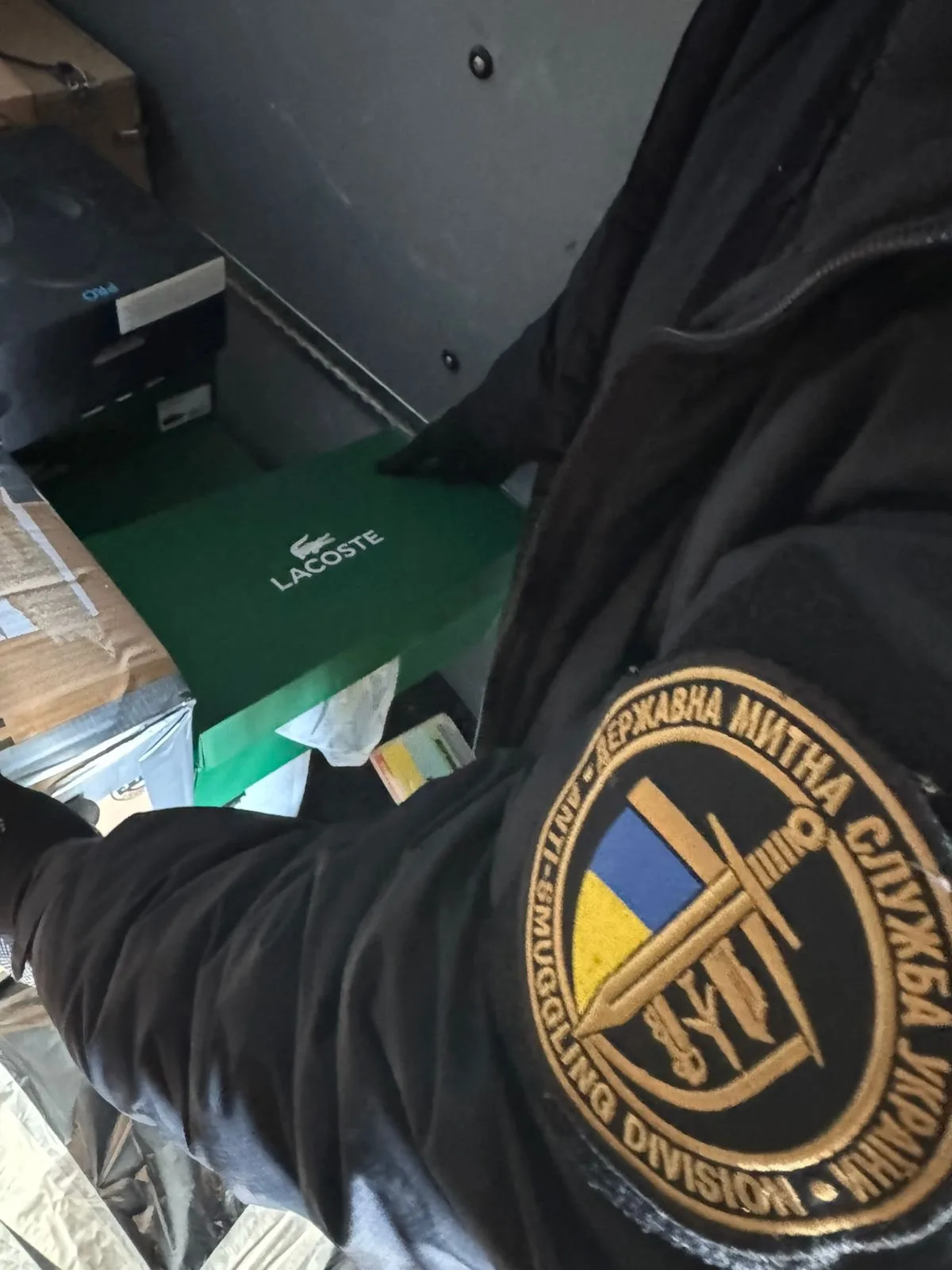 Краса на мільйон: львівські митники виявили незадекларовані товари на 1,4 млн гривень