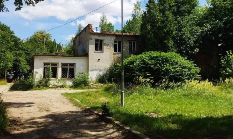 Суд скасував ухвалу міськради про дозвіл на забудову колишнього дитячого садка у Львові