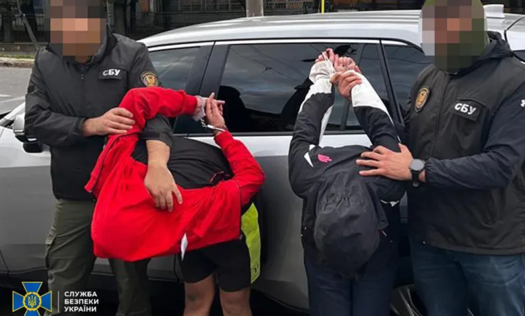 Двох підлітків, які на замовлення ФСБ хотіли вчинити теракт проти військового у Львові, засудили