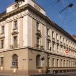 У Львові прокуратура через суд вимагає повернути будівлю Головної пошти у держвласність