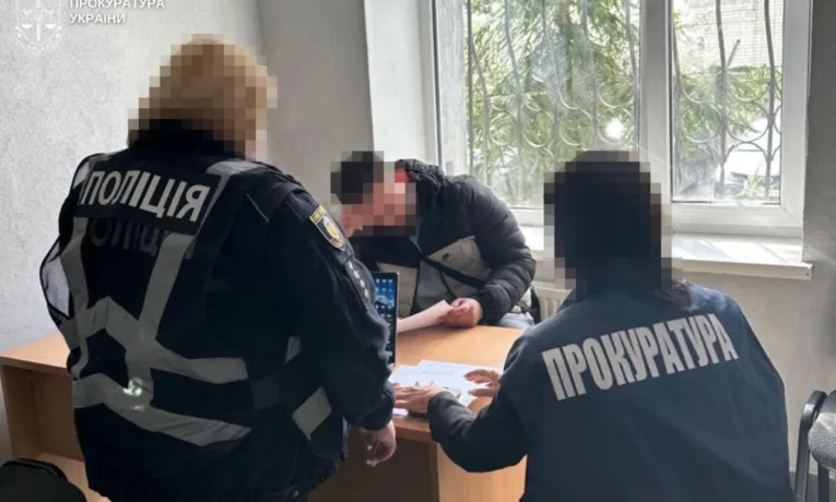 У Львові 21-річному чоловіку повідомили про підозру після нападу на неповнолітнього