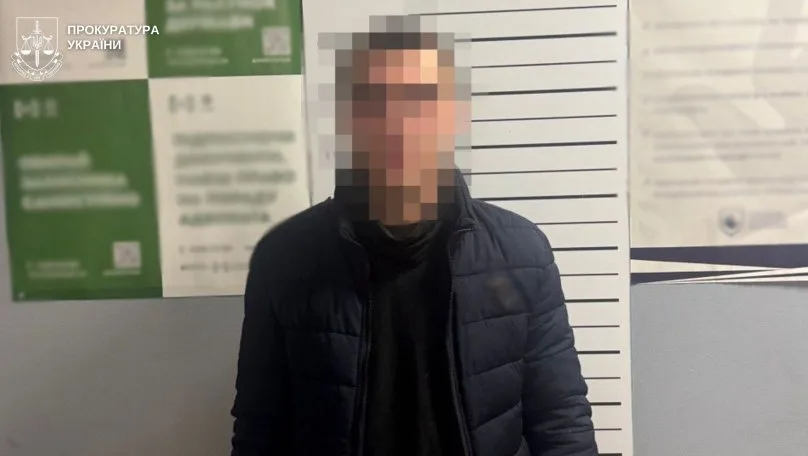 На Львівщині засудили чоловіка, який обікрав патрульний автомобіль та магазин техніки