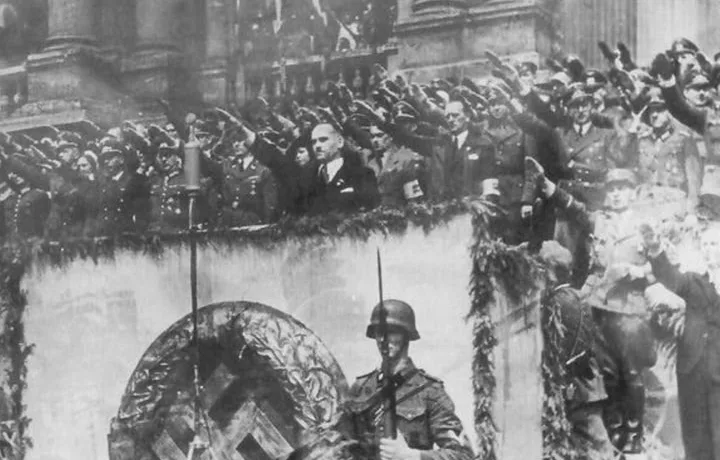 Парад у Львові та складний вибір війни: про дивізію СС «Галичина» і позицію УПА