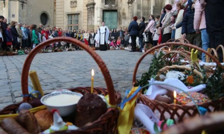 На Великдень комендантська година на Львівщині залишається без змін