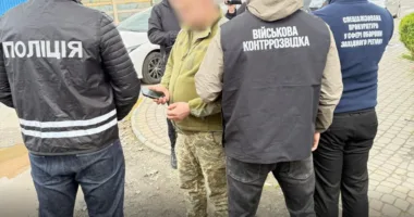 На Львівщині викрили посадовця ТЦК, якого підозрюють у вимаганні хабаря за вплив на рішення ВЛК