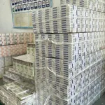 На кордоні з Польщею митники виявили майже 130 тисяч пачок цигарок у схованках мікроавтобуса