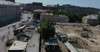 У Львові держреєстраторка отримала підозру за незаконне оформлення ділянки під ринком «Добробут»
