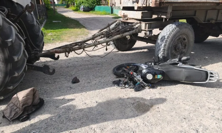 На Львівщині внаслідок трьох ДТП травмувалися два велосипедисти та неповнолітній мотоцикліст