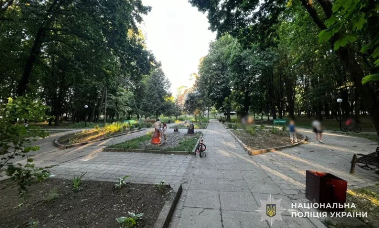 У Стрию 10-річний велосипедист травмував 3-річну дитину: постраждалого госпіталізували