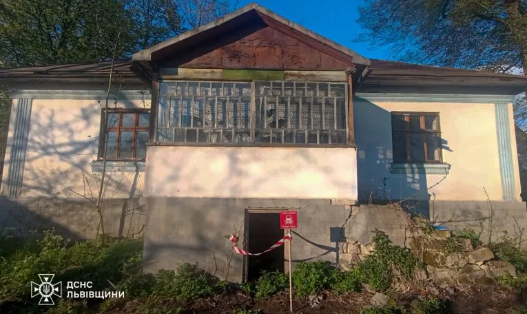 Небезпечна знахідка на Львівщині: у підвалі лежав снаряд часів війни