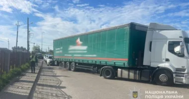 Біля Львова вантажівка на смерть збила 80-річну жінку