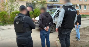 Офіцера на Львівщині затримали на хабарі за переведення військового в тил