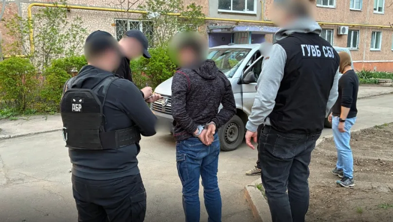 Офіцера на Львівщині затримали на хабарі за переведення військового в тил
