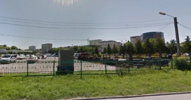 У Львівській міській раді готують поділ землі під паркінгом біля парку 700-річчя