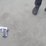 У Львові патрульні затримали 18-річного хлопця з предметом, схожим на пістолет