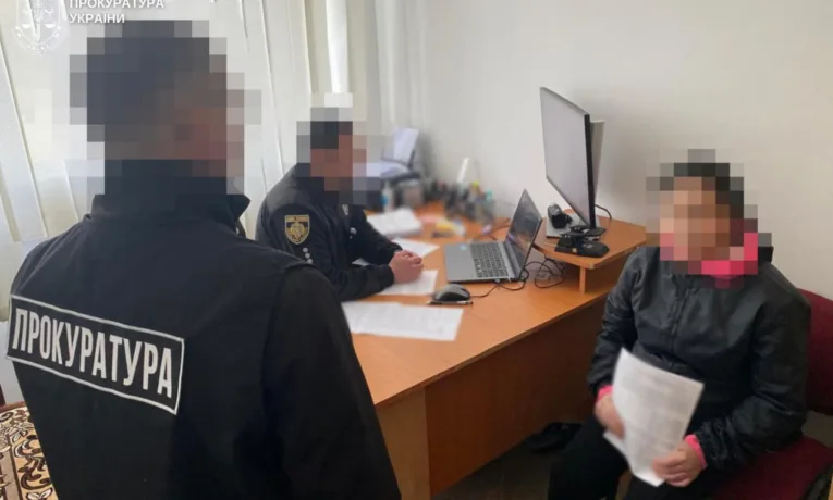 На Львівщині судитимуть жінку за оформлення кредитних коштів померлого на понад 70 тис. грн