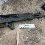На Львівщині затримали чоловіка з автоматом Калашникова та набоями