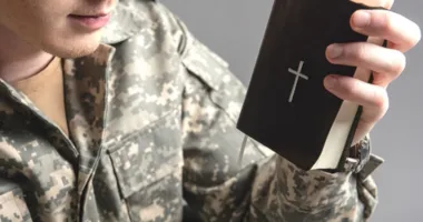 На Львівщині чоловіка засудили до 5 років за дезертирство через релігійні переконання