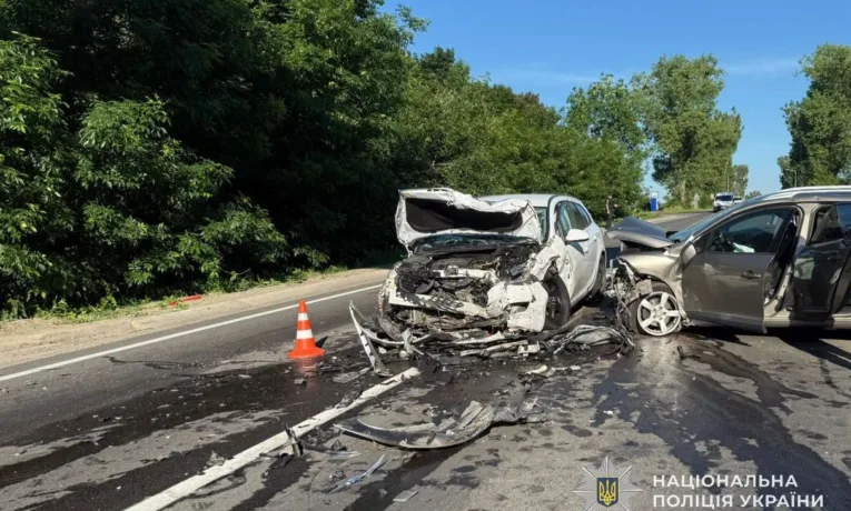 На Яворівщині затримали іноземця, який спричинив ДТП з п’ятьма потерпілими