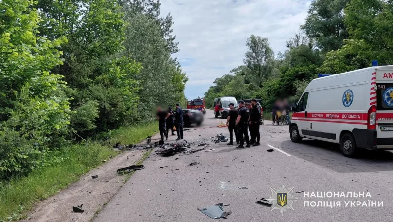 Смертельна ДТП на Львівщині: загинула 58-річна водійка, серед постраждалих — двоє дітей (фото)
