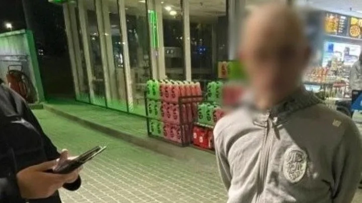 У Львові затримали 32-річного чоловіка за жорстоке побиття 63-річного знайомого на вулиці Хоткевича