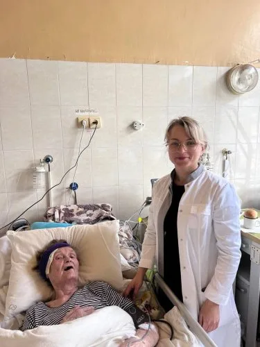У Львові медики врятували 101-річну жінку від інсульту завдяки своєчасній тромболітичній терапії