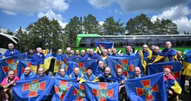 Під час 75-го обміну полоненими додому повернулися шестеро захисників зі Львівщини