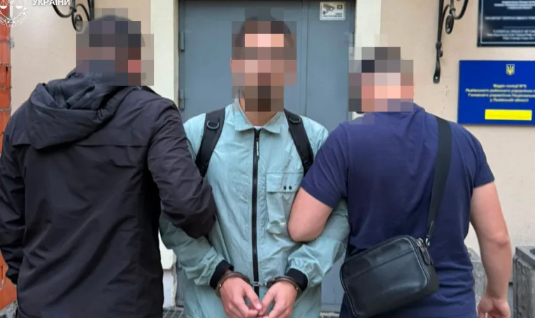 Правоохоронці взяли під варту сина депутата, який на смерть збив школярку біля Львова