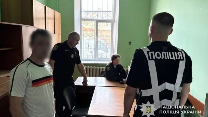 На Львівщині затримали 34-річного чоловіка за підозрою у побитті перехожого