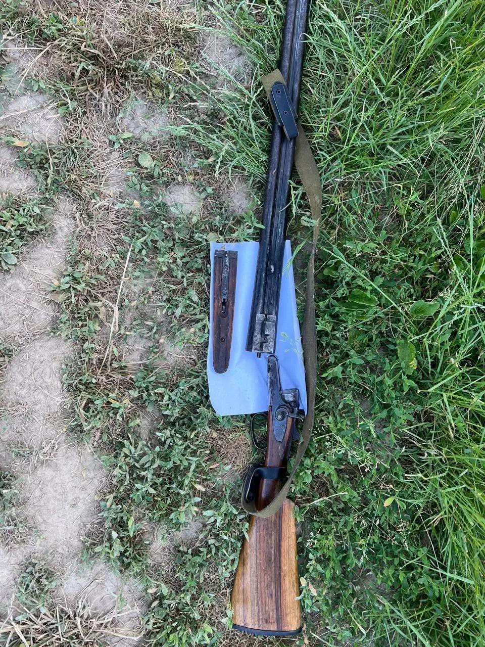На Львівщині затримали двох чоловіків за незаконне полювання на дикого кабана