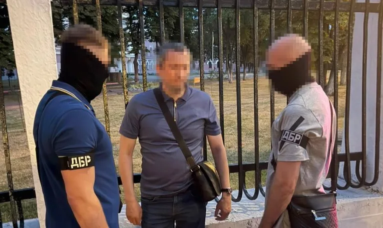 Начальника Держгеокадастру Львівщини затримали за підозрою у хабарі $30 тисяч працівнику НАЗК