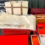 На Львівщині митники вилучили незадекларовані iPhone, брендові аксесуари Gucci” та ноутбуки на 1,5 млн гривень