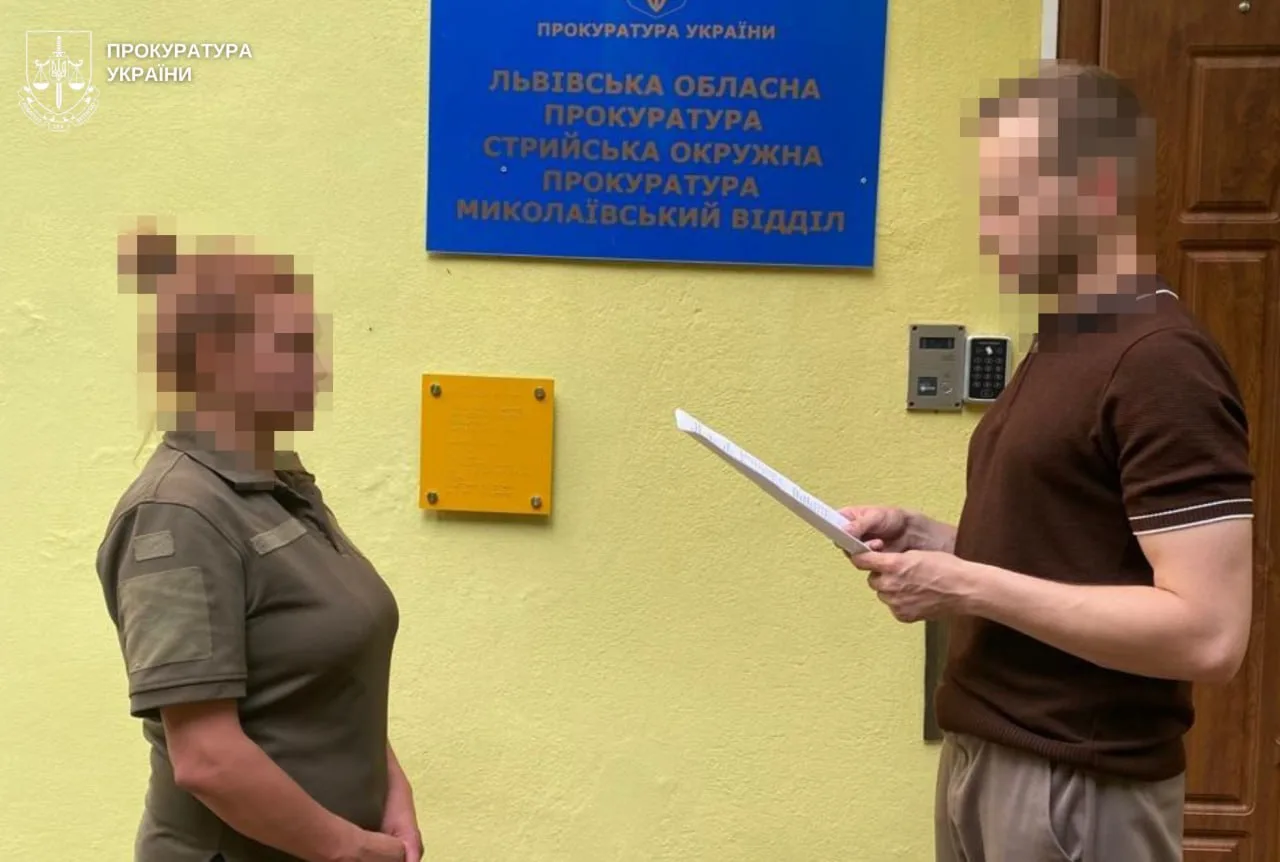 На Львівщині судитимуть жінку, яка викрала понад 160 тисяч гривень з картки військового