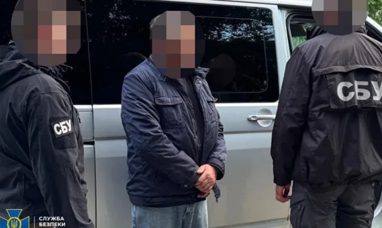 СБУ викрила у Львові схему незаконного бронювання від мобілізації на оборонному підприємстві
