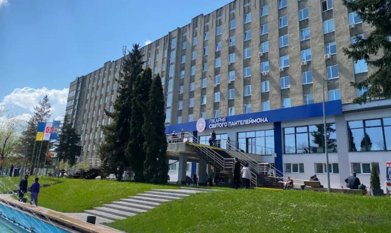 ЗМІ: лікарня Святого Пантелеймона у Львові уклала контракти на майже 300 млн грн із ФОПом без досвіду