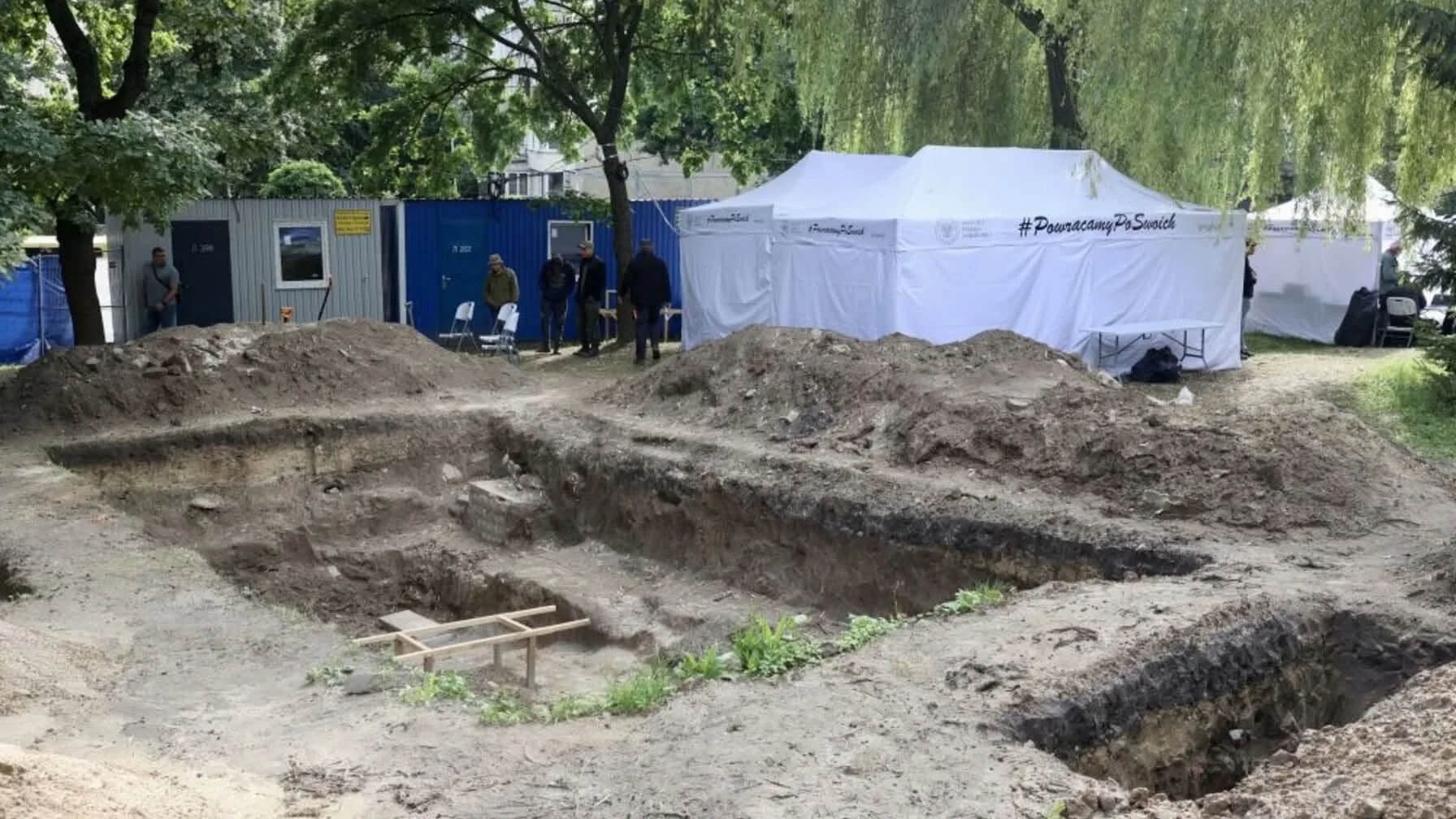 У Львові продовжать ексгумацію останків солдатів Війська Польського
