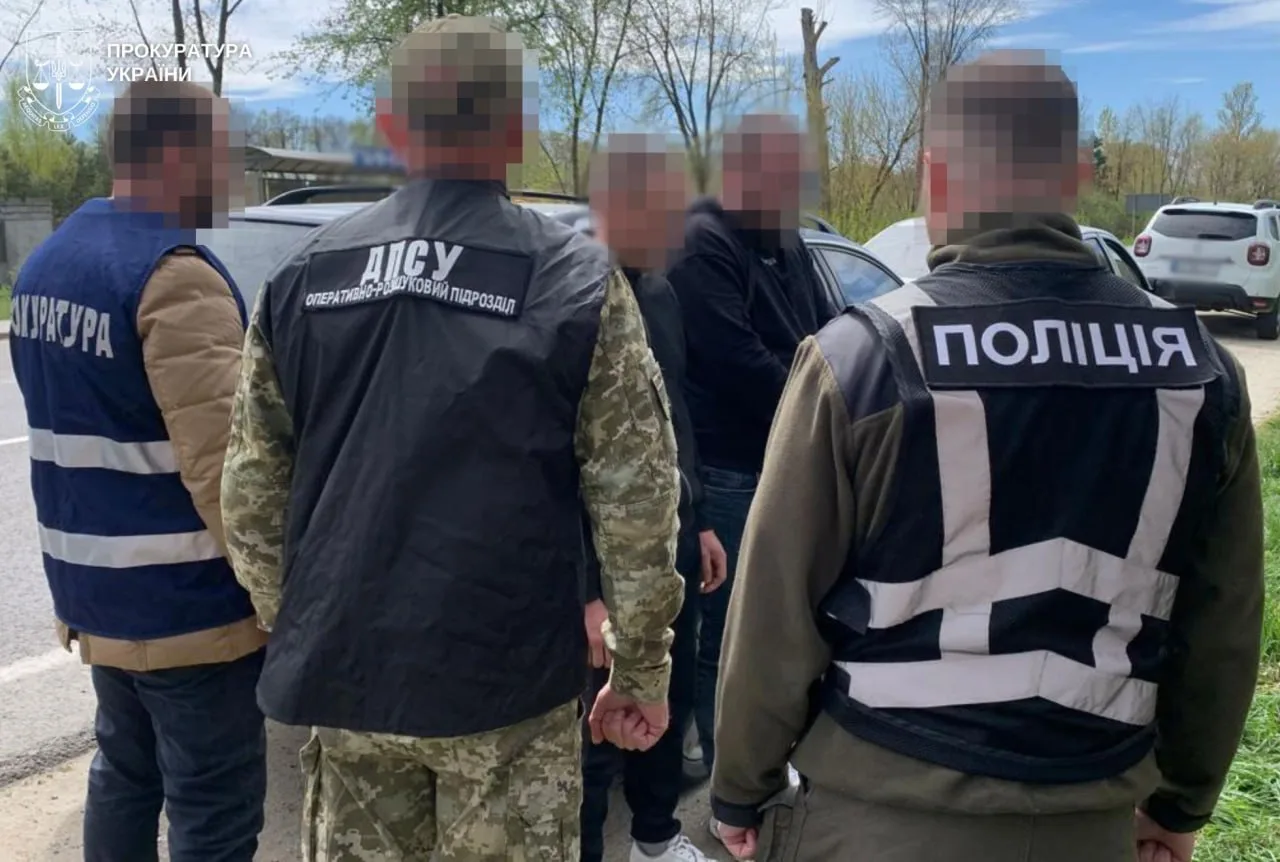 На Львівщині судитимуть двох чоловіків, які за $8 тисяч організовували незаконний перетин кордону
