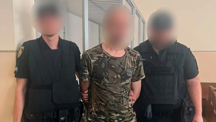 У Львові затримали чоловіка, який пограбував магазин на понад 2700 гривень